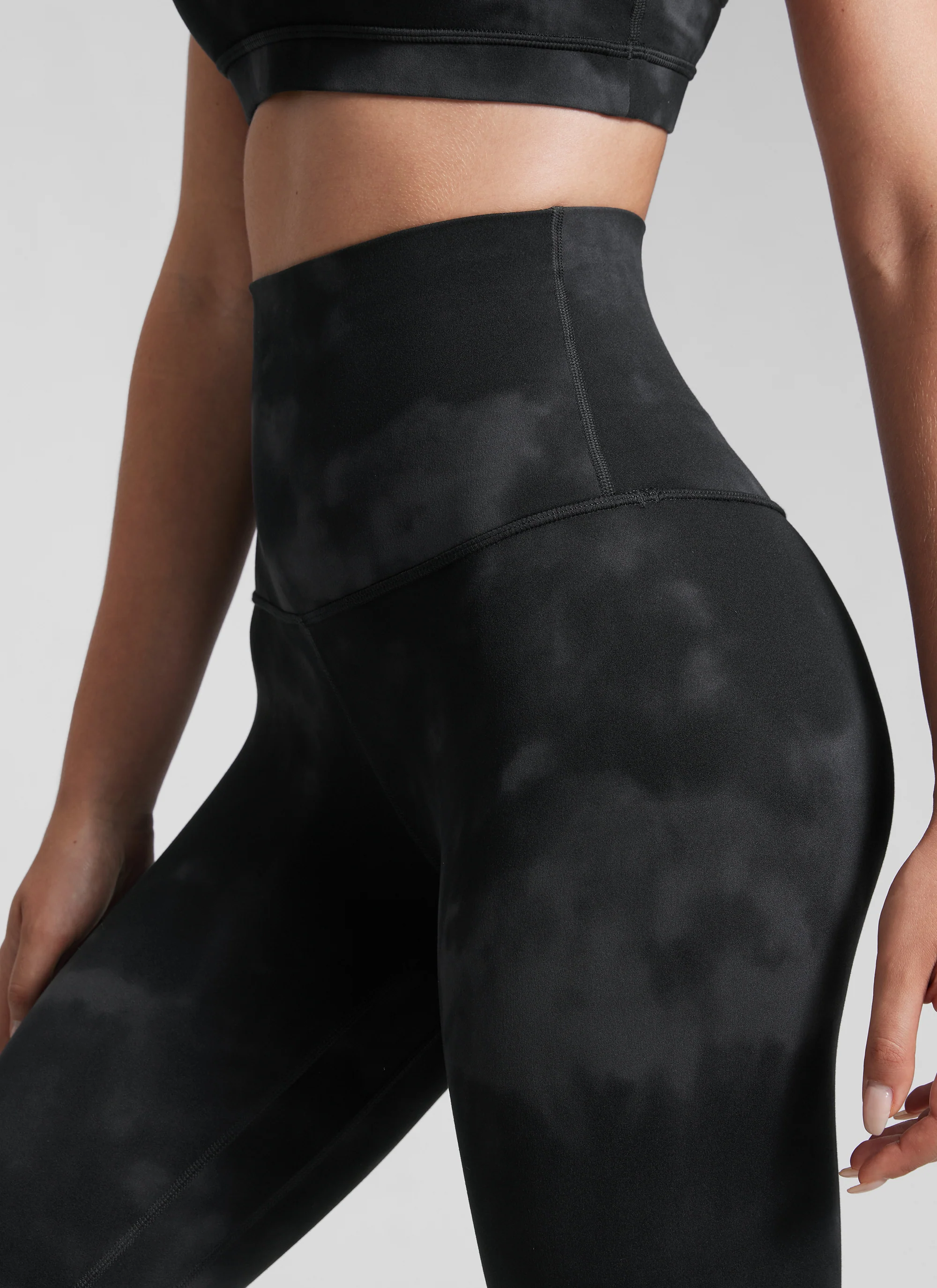 Butterluxe Super High Rise Legging 25'' - Image 17