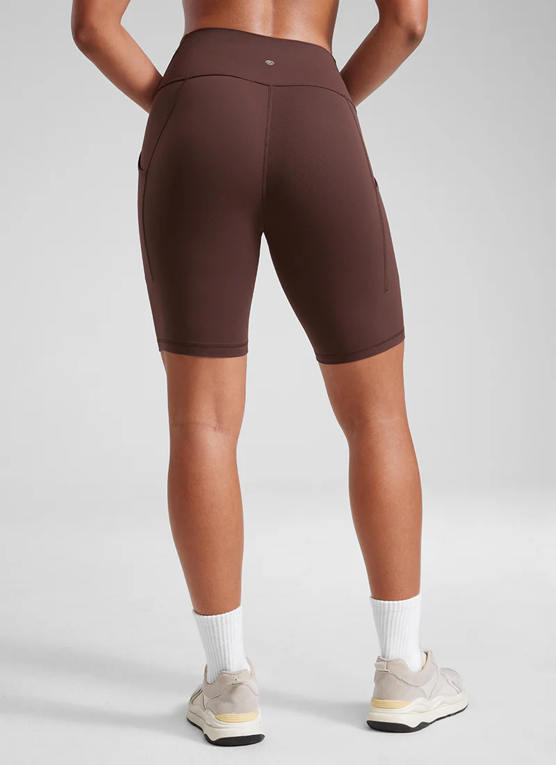 Butterluxe Pocket Yoga Shorts 8'' - Image 13