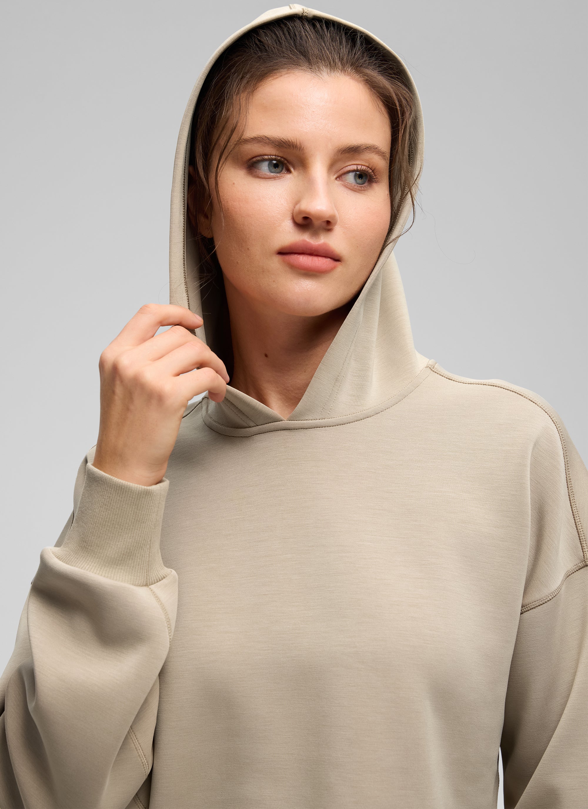 SoftAura Cropped Pullover Hoodie - Image 4