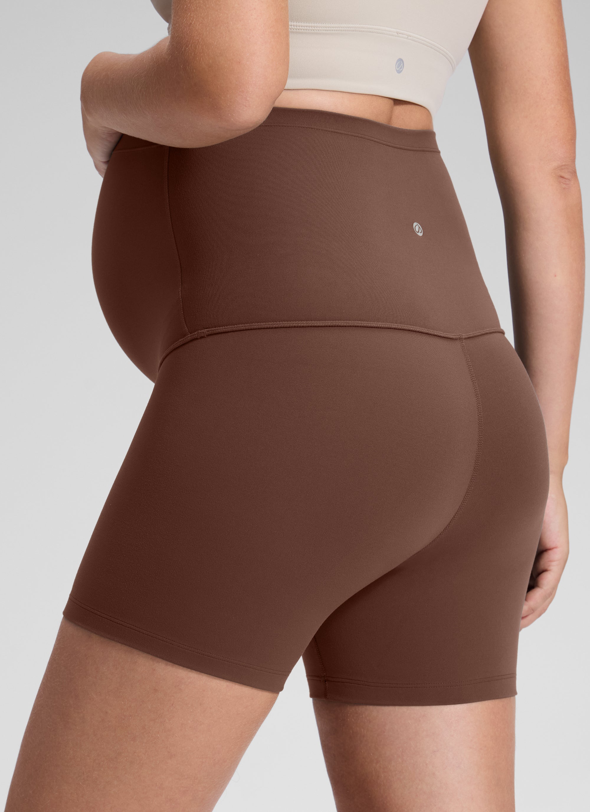 Butterluxe Maternity Origin Shorts 4'' - Image 11