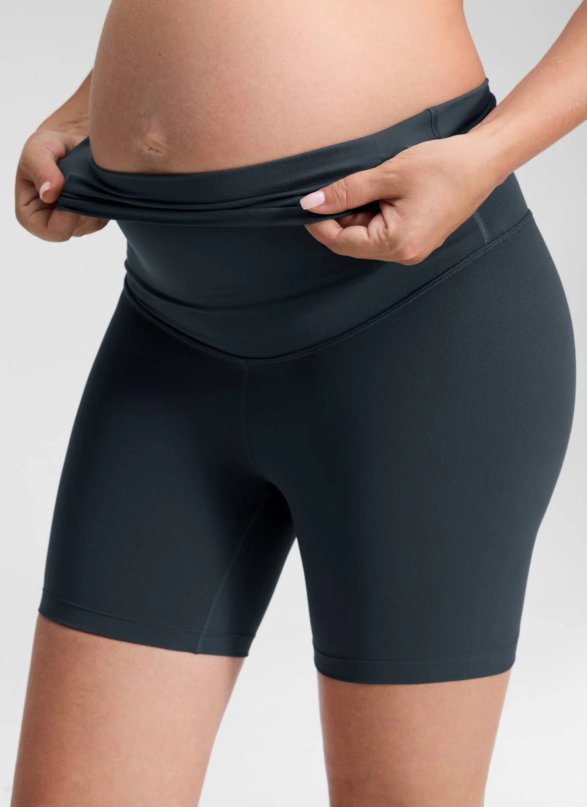 Butterluxe Maternity Origin Shorts 6'' - Image 4