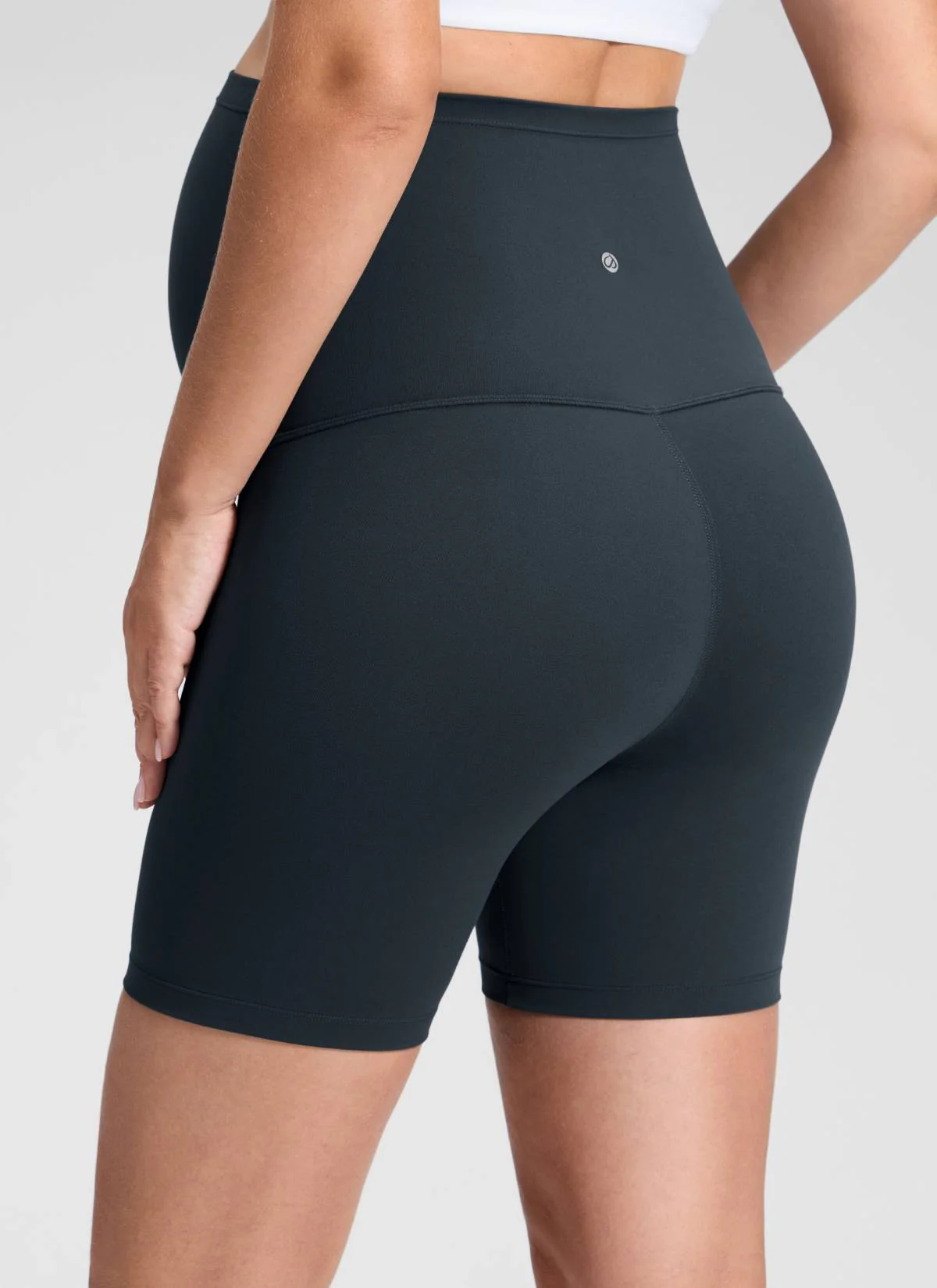 Butterluxe Maternity Origin Shorts 6'' - Image 5