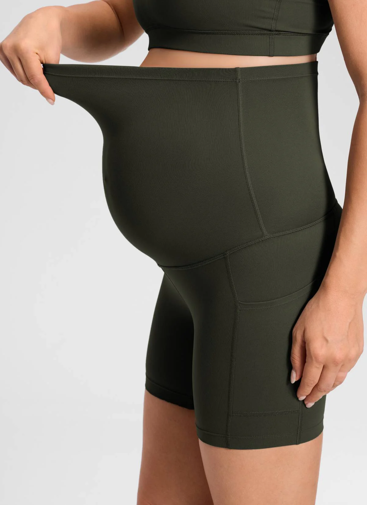 Butterluxe Maternity Pocket Shorts 5'' - Image 15