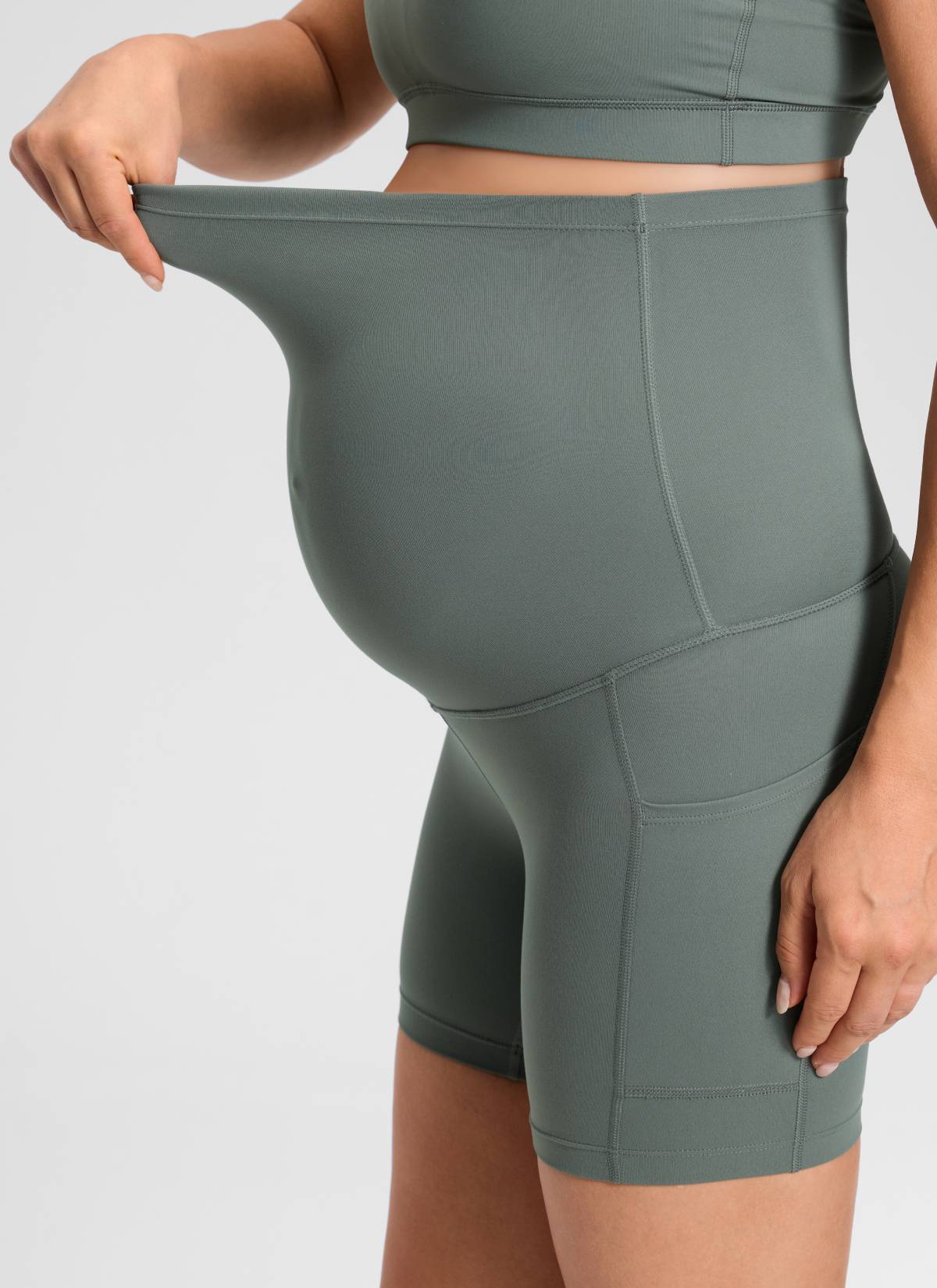 Butterluxe Maternity Pocket Shorts 5'' - Image 32